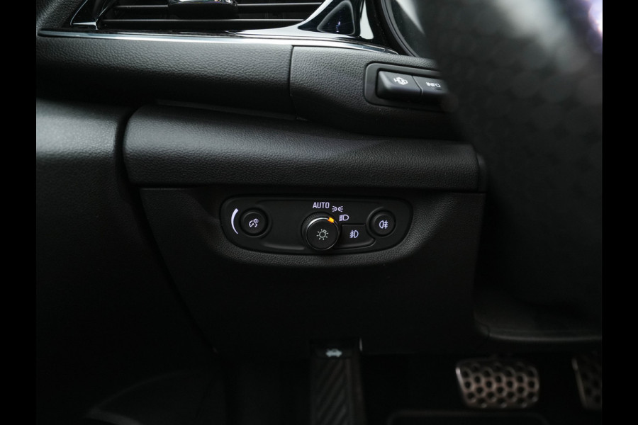Opel Insignia Sports Tourer 2.0 Turbo GS-Sport-Line Aut. *FULL-LEATHER | BOSE-SOUND | HEAD-UP | ADAPT.CRUISE | FULL-LED | MEMORY-PACK | SPORT/HEATED/COOLED/MASSAGE-SEATS  | NAVI-FULLMAP | GREY-WRAPPED | KEYLESS | CAMERA | CARPLAY | LANE-ASSIST