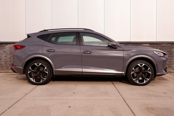 CUPRA Formentor 1.4 e-Hybrid VZ Performance 245pk Camera | LED | Navi | Sfeerverl. | Carplay | Blind Spot