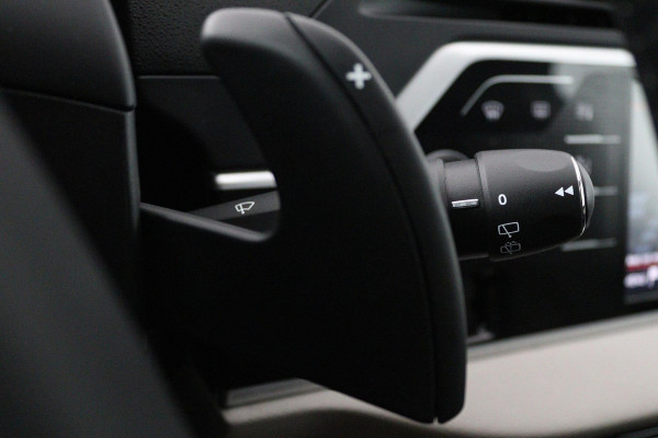 Citroën Grand C4 Picasso 1.2 PureTech Business 7P (PARKEERSENSOREN, TREKHAAK, STOELVERWARMING, CRUISE CONTROL, NL-AUTO)