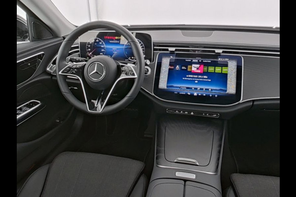 Mercedes-Benz E-Klasse Estate 300 e Plug-In Hybride | Distronic | Stoel en Stuurverwarming | Led koplampen | Achteruitrijcamera | Apple CarPlay | Inclusief 24 maanden MB Certified garantie voor Europa.
