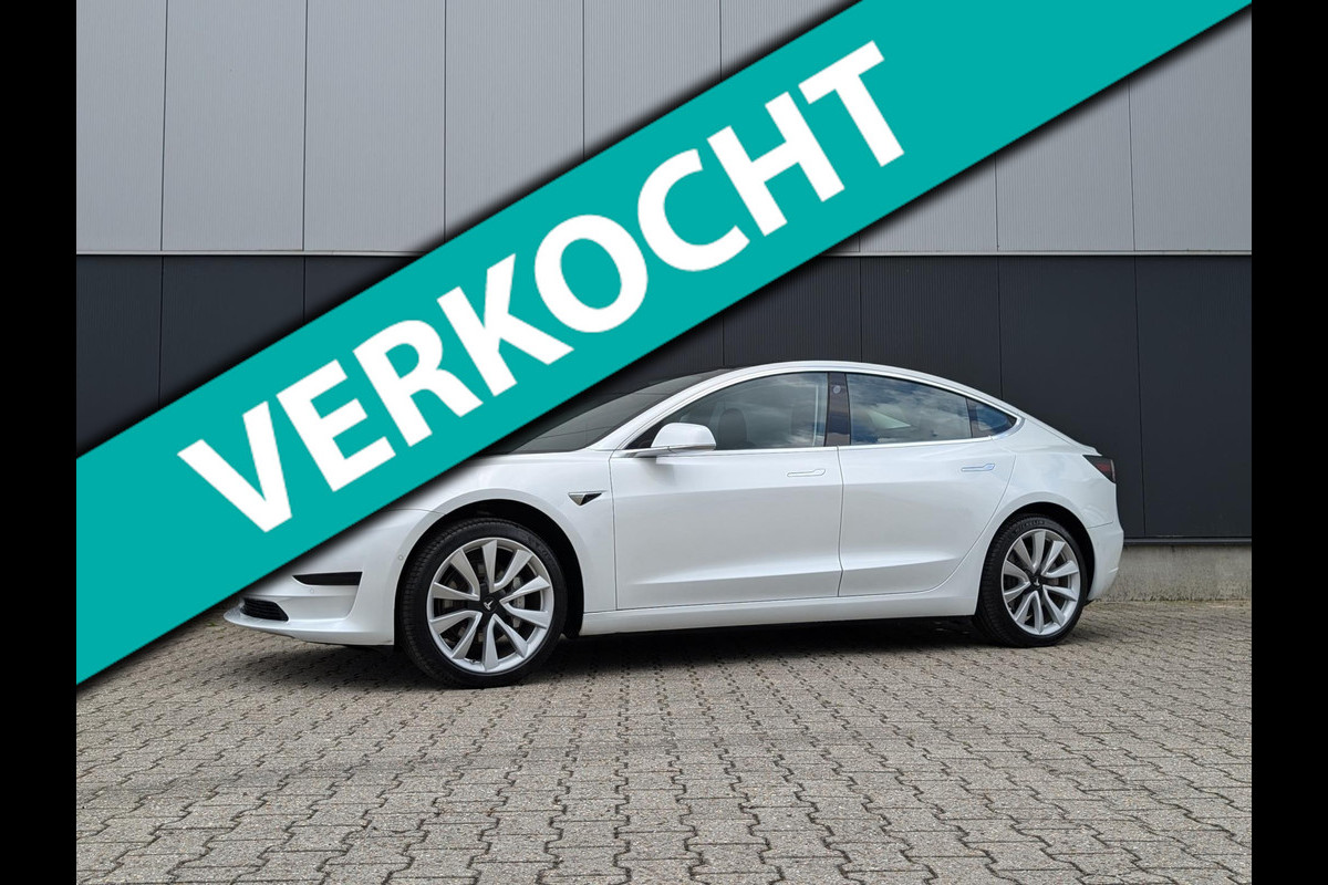 Tesla Model 3 Standard RWD Plus 60 kWh PANO LEDER AUTOPILOT Tesla Model 3 Standard RWD Plus 60 kWh PANO LEDER AUTOPILOT