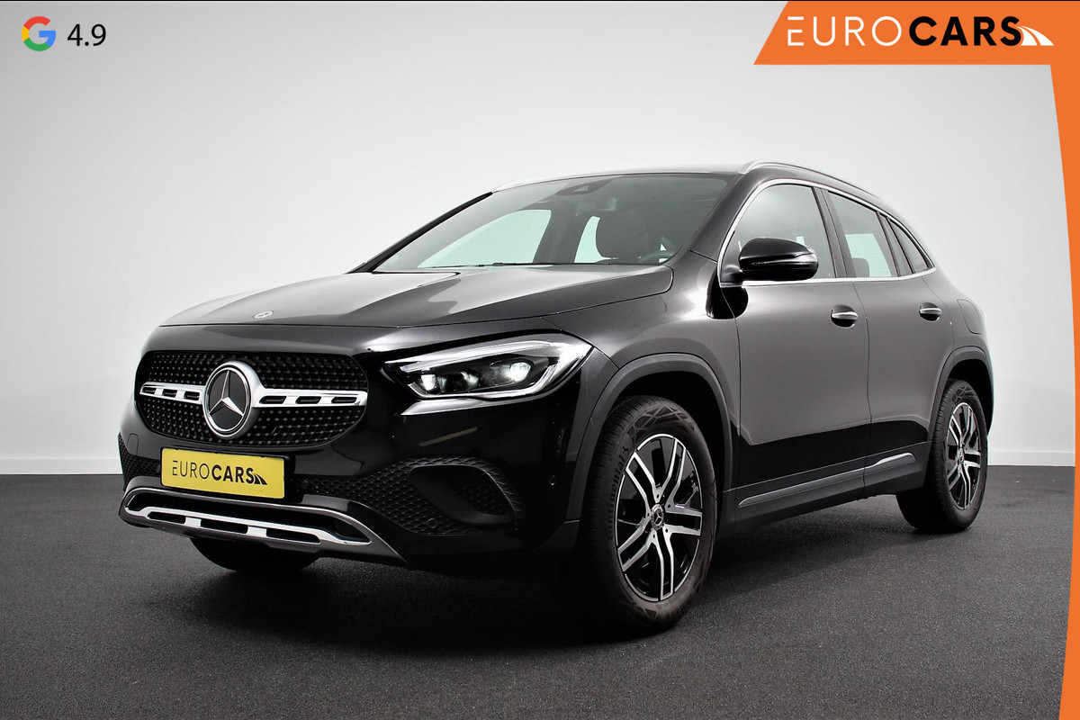 Mercedes-Benz GLA 200 163pk Automaat Progressive Premium | Panorama dak Half lederen bekleding Navigatie Camera Stoelverwarming Electrisch bedienbare achterklep Led