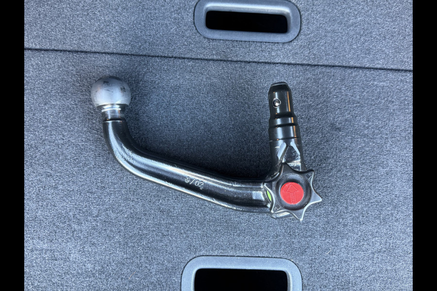 Nissan QASHQAI 1.3 MHEV N-Connecta | Trekhaak | ACC | 360* Camera | Keyless | 18 inch