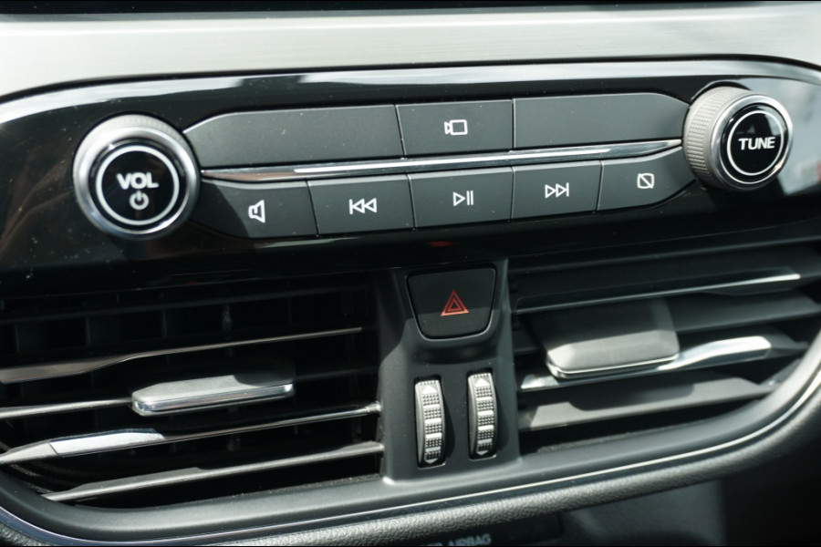 Ford Kuga PHEV Titanium WINTERPACK | ADAPTIVE | 360CAMERA | 4SBAND | LUXE!