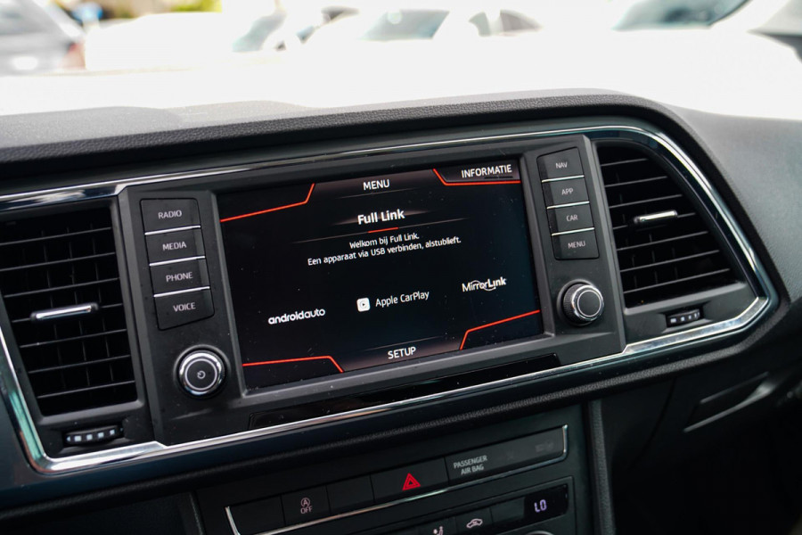 Seat Ateca 1.0 EcoTSI Style Business Intense | LED koplampen | Achteruitrijcamera | Climatronic airco | Multifunctioneel stuur |