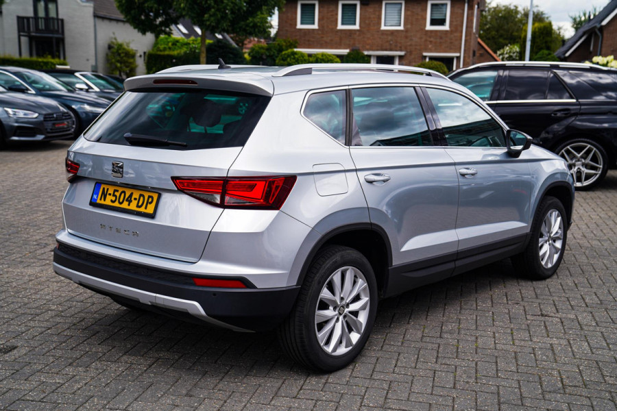 Seat Ateca 1.0 EcoTSI Style Business Intense | LED koplampen | Achteruitrijcamera | Climatronic airco | Multifunctioneel stuur |