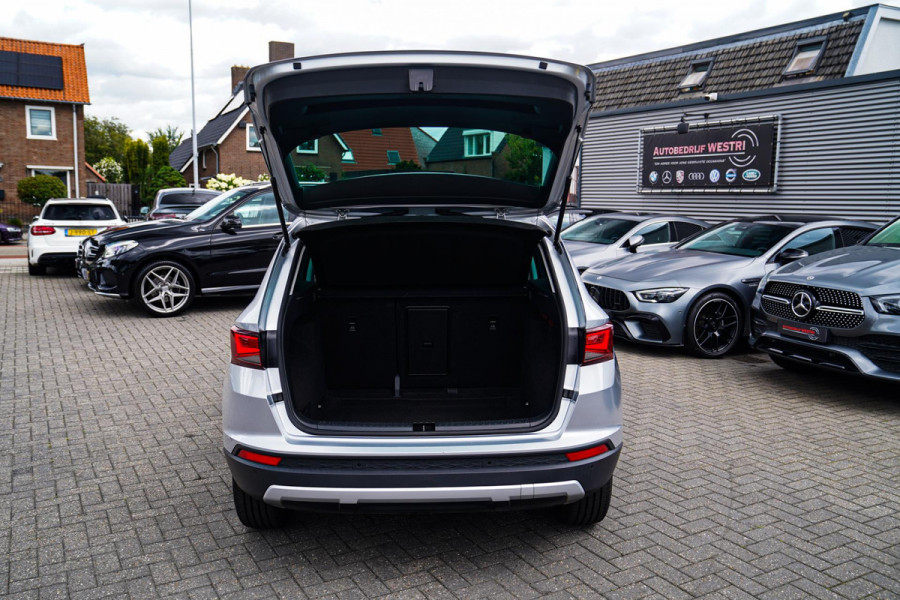 Seat Ateca 1.0 EcoTSI Style Business Intense | LED koplampen | Achteruitrijcamera | Climatronic airco | Multifunctioneel stuur |