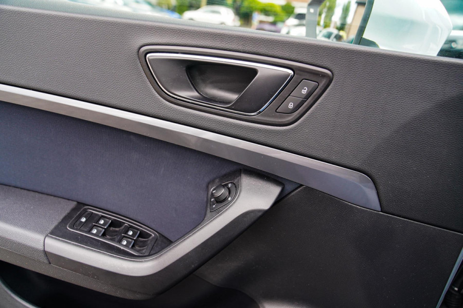 Seat Ateca 1.0 EcoTSI Style Business Intense | LED koplampen | Achteruitrijcamera | Climatronic airco | Multifunctioneel stuur |