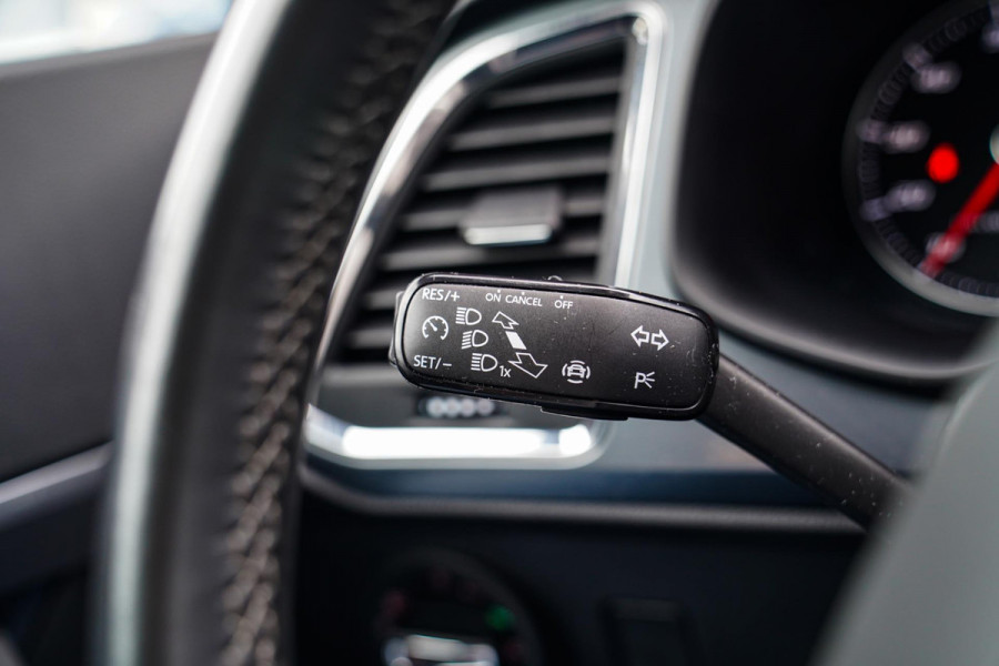 Seat Ateca 1.0 EcoTSI Style Business Intense | LED koplampen | Achteruitrijcamera | Climatronic airco | Multifunctioneel stuur |