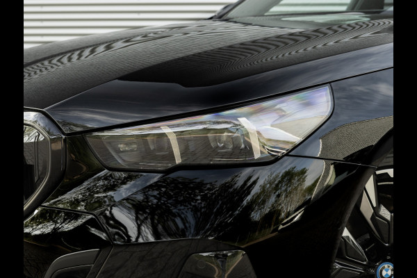 BMW 5 Serie 550e xDrive - M-Sport Pro - Pano - Onderstel Prof - Trekhaak - Stoelventilatie