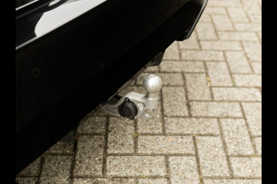 BMW 5 Serie 550e xDrive - M-Sport Pro - Pano - Onderstel Prof - Trekhaak - Stoelventilatie