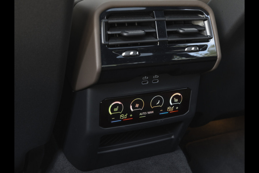 BMW 5 Serie 550e xDrive - M-Sport Pro - Pano - Onderstel Prof - Trekhaak - Stoelventilatie