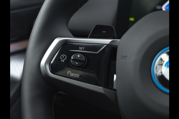 BMW 5 Serie 550e xDrive - M-Sport Pro - Pano - Onderstel Prof - Trekhaak - Stoelventilatie