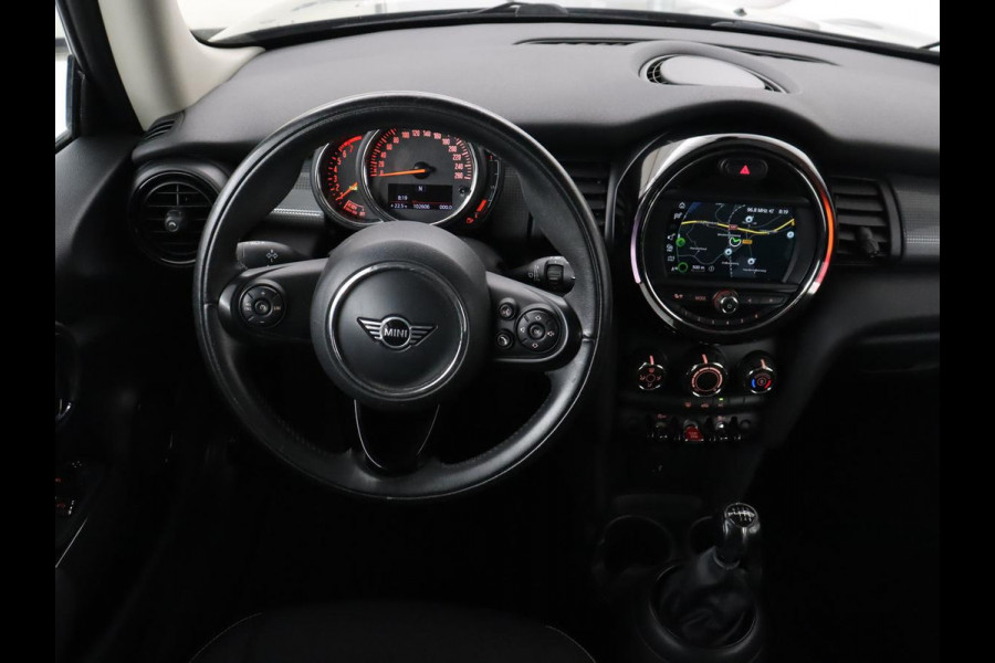 MINI Cooper 1.5 Cooper | Carplay | Cruise control | Navigatie | Full LED | Keyless | Airco | Bluetooth