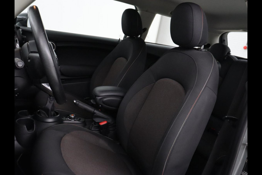 MINI Cooper 1.5 Cooper | Carplay | Cruise control | Navigatie | Full LED | Keyless | Airco | Bluetooth