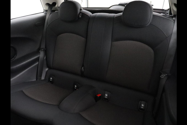 MINI Cooper 1.5 Cooper | Carplay | Cruise control | Navigatie | Full LED | Keyless | Airco | Bluetooth