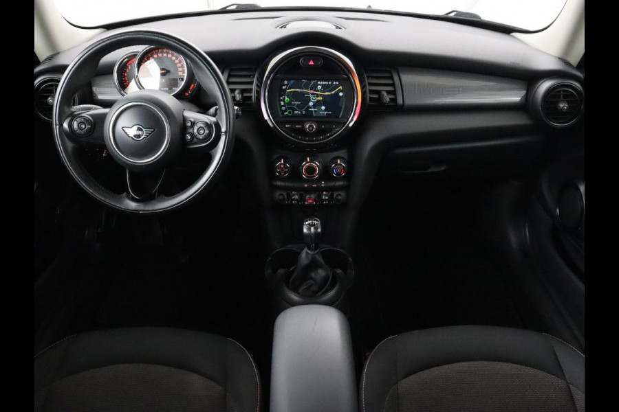 MINI Cooper 1.5 Cooper | Carplay | Cruise control | Navigatie | Full LED | Keyless | Airco | Bluetooth