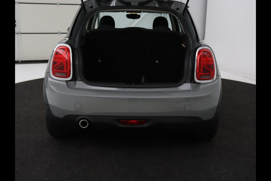 MINI Cooper 1.5 Cooper | Carplay | Cruise control | Navigatie | Full LED | Keyless | Airco | Bluetooth