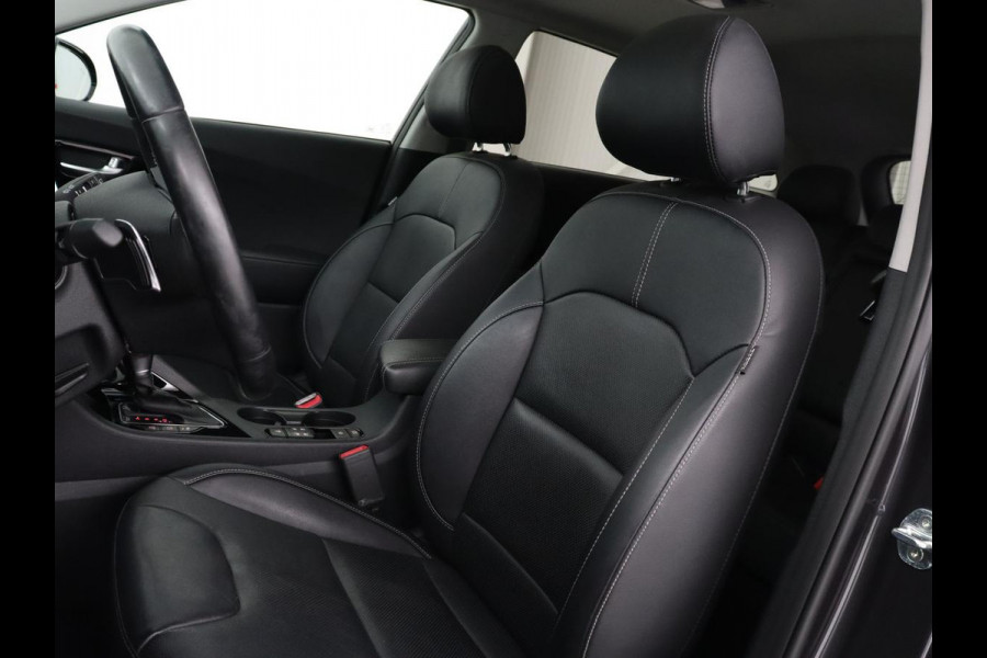 Kia Niro 1.6 GDi PHEV ExecutiveLine | Schuifdak | Stoelventilatie | Leder | Trekhaak | Adaptive cruise | JBL Sound | Full LED | Camera | Keyless | Carplay | Navigatie | Achterbankverwarming