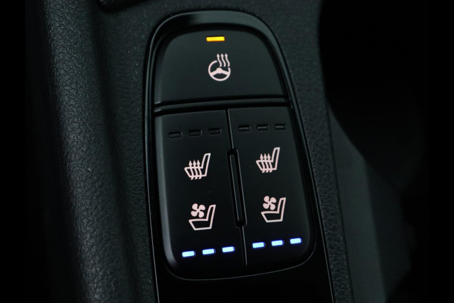 Kia Niro 1.6 GDi PHEV ExecutiveLine | Schuifdak | Stoelventilatie | Leder | Trekhaak | Adaptive cruise | JBL Sound | Full LED | Camera | Keyless | Carplay | Navigatie | Achterbankverwarming