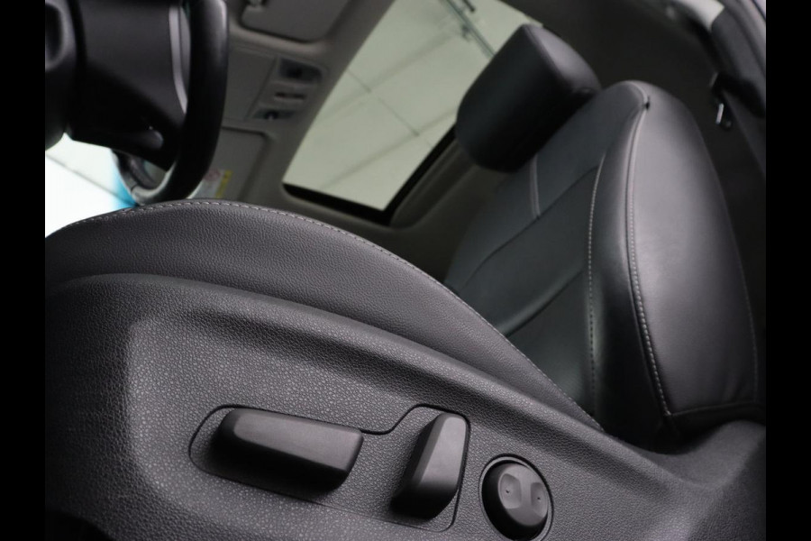 Kia Niro 1.6 GDi PHEV ExecutiveLine | Schuifdak | Stoelventilatie | Leder | Trekhaak | Adaptive cruise | JBL Sound | Full LED | Camera | Keyless | Carplay | Navigatie | Achterbankverwarming