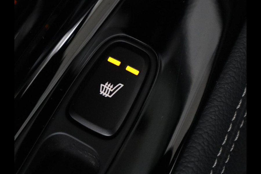 Kia Niro 1.6 GDi PHEV ExecutiveLine | Schuifdak | Stoelventilatie | Leder | Trekhaak | Adaptive cruise | JBL Sound | Full LED | Camera | Keyless | Carplay | Navigatie | Achterbankverwarming