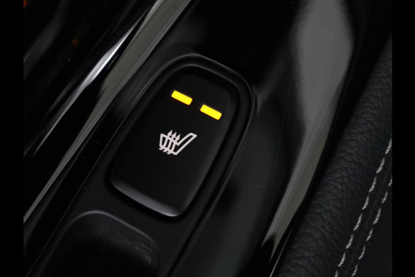 Kia Niro 1.6 GDi PHEV ExecutiveLine | Schuifdak | Stoelventilatie | Leder | Trekhaak | Adaptive cruise | JBL Sound | Full LED | Camera | Keyless | Carplay | Navigatie | Achterbankverwarming