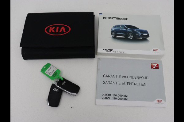 Kia Niro 1.6 GDi PHEV ExecutiveLine | Schuifdak | Stoelventilatie | Leder | Trekhaak | Adaptive cruise | JBL Sound | Full LED | Camera | Keyless | Carplay | Navigatie | Achterbankverwarming