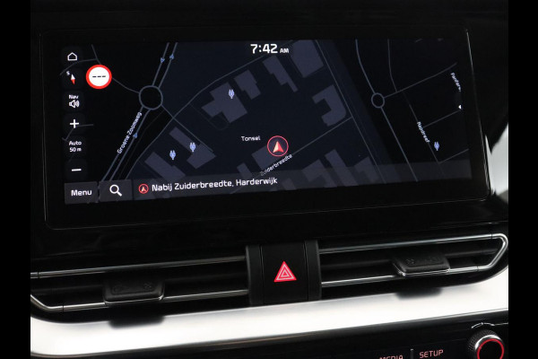 Kia Niro 1.6 GDi PHEV ExecutiveLine | Schuifdak | Stoelventilatie | Leder | Trekhaak | Adaptive cruise | JBL Sound | Full LED | Camera | Keyless | Carplay | Navigatie | Achterbankverwarming