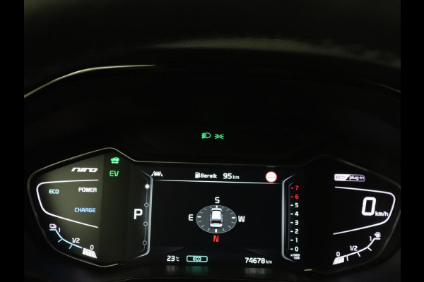 Kia Niro 1.6 GDi PHEV ExecutiveLine | Schuifdak | Stoelventilatie | Leder | Trekhaak | Adaptive cruise | JBL Sound | Full LED | Camera | Keyless | Carplay | Navigatie | Achterbankverwarming