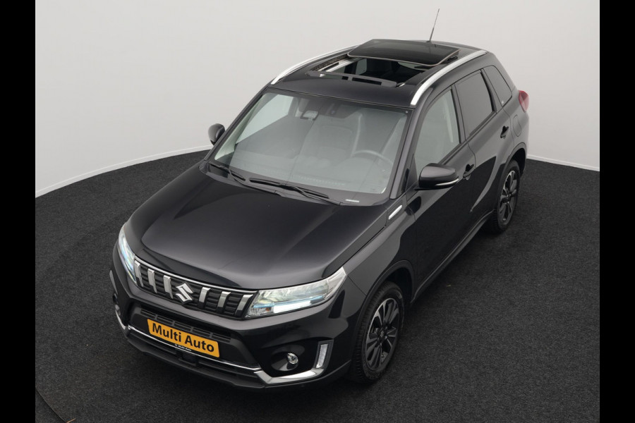 Suzuki Vitara 1.5 Hybrid Style Dealer O.H. | Panodak | Adaptive Cruise | Alcantara Sportstoelen Verwarmd | Navigatie | Camera | Stoelverwarming | Apple Carplay | DAB |