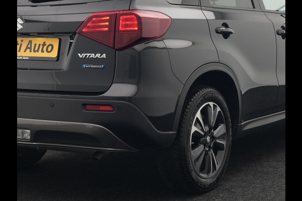Suzuki Vitara 1.5 Hybrid Style Dealer O.H. | Panodak | Adaptive Cruise | Alcantara Sportstoelen Verwarmd | Navigatie | Camera | Stoelverwarming | Apple Carplay | DAB |