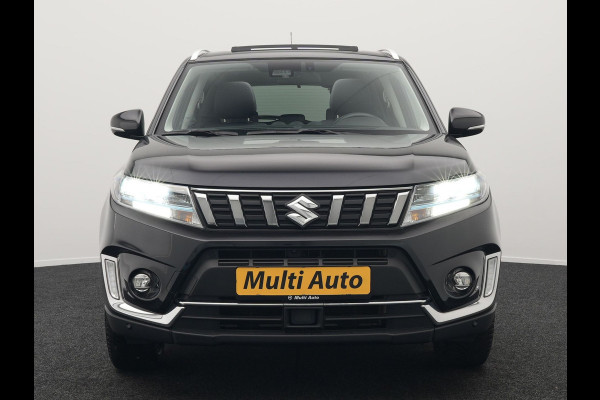 Suzuki Vitara 1.5 Hybrid Style Dealer O.H. | Panodak | Adaptive Cruise | Alcantara Sportstoelen Verwarmd | Navigatie | Camera | Stoelverwarming | Apple Carplay | DAB |