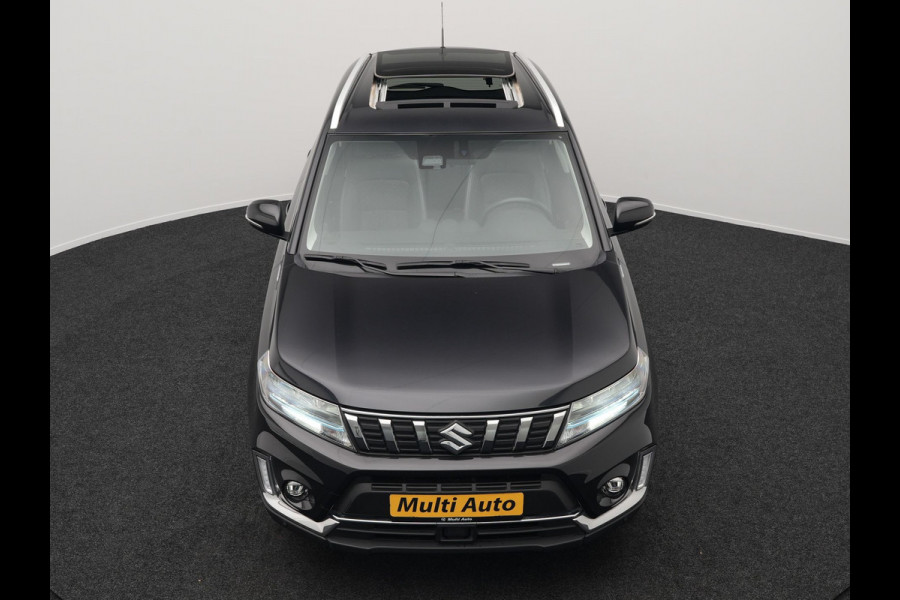 Suzuki Vitara 1.5 Hybrid Style Dealer O.H. | Panodak | Adaptive Cruise | Alcantara Sportstoelen Verwarmd | Navigatie | Camera | Stoelverwarming | Apple Carplay | DAB |