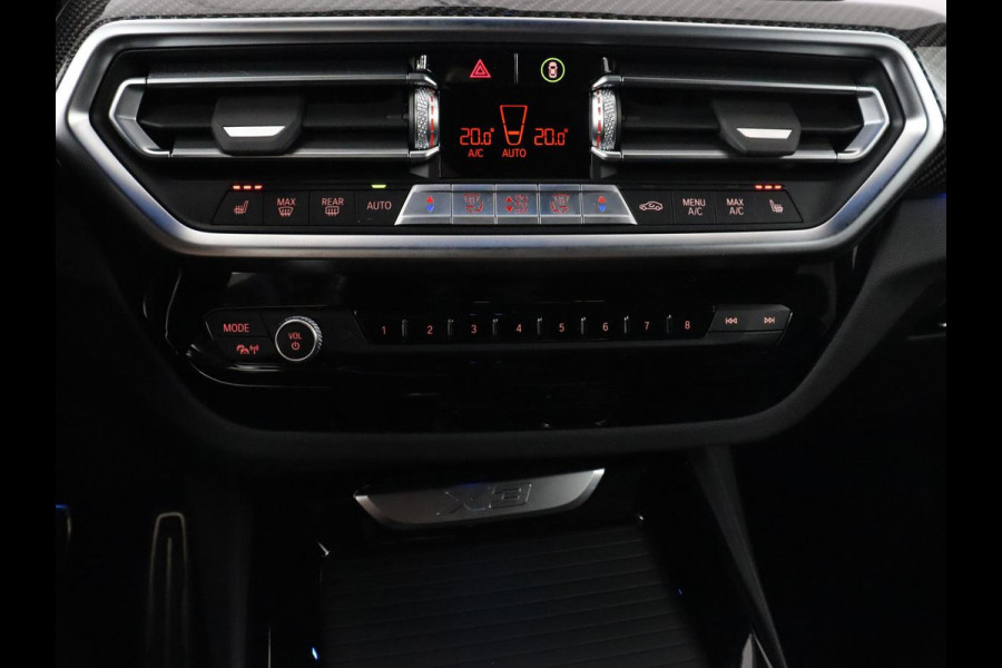 BMW X3 xDrive30e M Sport | Leder | Stoel & stuurverwarming | Camera | Sportstoelen | Carplay | Sfeerverlichting | Navigatie | Adaptief LED | Live Cockpit | 20'' lichtmetalen velgen