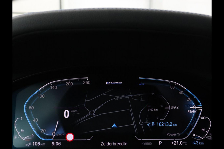 BMW X3 xDrive30e M Sport | Leder | Stoel & stuurverwarming | Camera | Sportstoelen | Carplay | Sfeerverlichting | Navigatie | Adaptief LED | Live Cockpit | 20'' lichtmetalen velgen