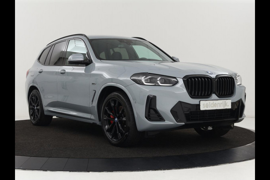 BMW X3 xDrive30e M Sport | Leder | Stoel & stuurverwarming | Camera | Sportstoelen | Carplay | Sfeerverlichting | Navigatie | Adaptief LED | Live Cockpit | 20'' lichtmetalen velgen