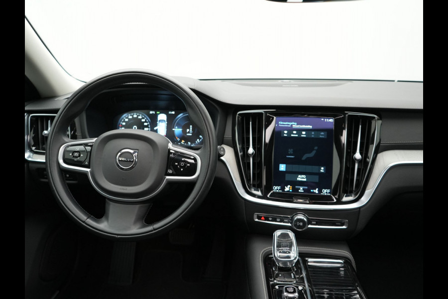 Volvo V60 T8 Recharge AWD Inscription Plug In Hybrid 392pk Dealer O.H. PHEV | Panodak | Adaptive cruise | Lederen Sportstoelen Memory & Massage | Pilot Assist | Harman Kardon | Apple Carplay | Camera | Keyless | Stoel & Stuurverwarming | L.M. 19" | Virtual |