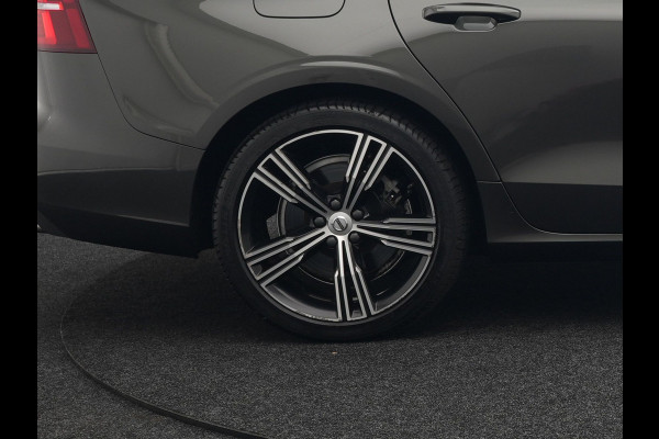 Volvo V60 T8 Recharge AWD Inscription Plug In Hybrid 392pk Dealer O.H. PHEV | Panodak | Adaptive cruise | Lederen Sportstoelen Memory & Massage | Pilot Assist | Harman Kardon | Apple Carplay | Camera | Keyless | Stoel & Stuurverwarming | L.M. 19" | Virtual |