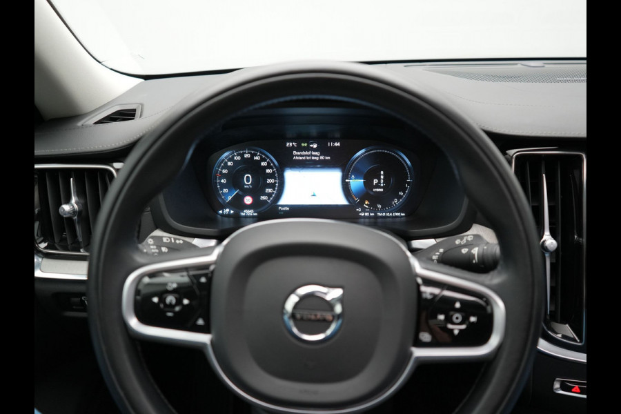 Volvo V60 T8 Recharge AWD Inscription Plug In Hybrid 392pk Dealer O.H. PHEV | Panodak | Adaptive cruise | Lederen Sportstoelen Memory & Massage | Pilot Assist | Harman Kardon | Apple Carplay | Camera | Keyless | Stoel & Stuurverwarming | L.M. 19" | Virtual |