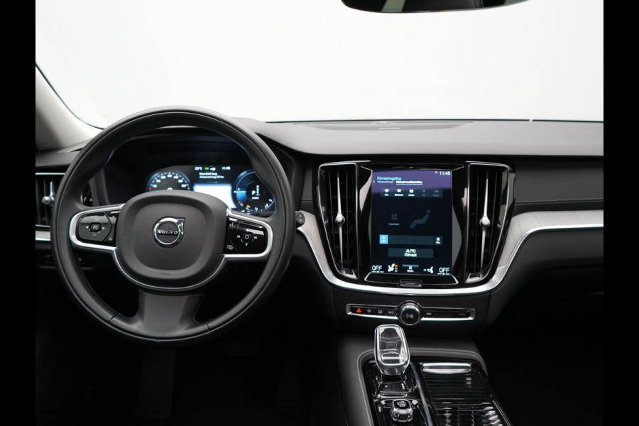 Volvo V60 T8 Recharge AWD Inscription Plug In Hybrid 392pk Dealer O.H. PHEV | Panodak | Adaptive cruise | Lederen Sportstoelen Memory & Massage | Pilot Assist | Harman Kardon | Apple Carplay | Camera | Keyless | Stoel & Stuurverwarming | L.M. 19" | Virtual |