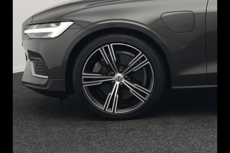 Volvo V60 T8 Recharge AWD Inscription Plug In Hybrid 392pk Dealer O.H. PHEV | Panodak | Adaptive cruise | Lederen Sportstoelen Memory & Massage | Pilot Assist | Harman Kardon | Apple Carplay | Camera | Keyless | Stoel & Stuurverwarming | L.M. 19" | Virtual |