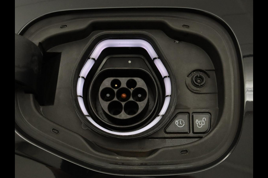 Ford Kuga 2.5 PHEV Vignale | Panoramadak | Leder | Head-Up | Stoel & stuurverwarming | Camera | Adaptive cruise | B&O Sound | Carplay | Navigatie | Full LED | Keyless