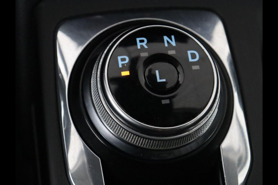 Ford Kuga 2.5 PHEV Vignale | Panoramadak | Leder | Head-Up | Stoel & stuurverwarming | Camera | Adaptive cruise | B&O Sound | Carplay | Navigatie | Full LED | Keyless