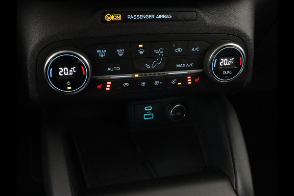 Ford Kuga 2.5 PHEV Vignale | Panoramadak | Leder | Head-Up | Stoel & stuurverwarming | Camera | Adaptive cruise | B&O Sound | Carplay | Navigatie | Full LED | Keyless