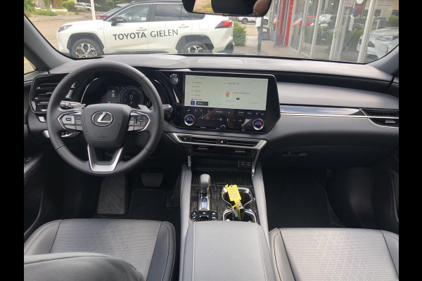 Lexus RX 450h+ Plug-in AWD Luxury Line Plus | Panoramadak, 360 Camera, Memory, Stoelventilatie, Stuurverwarming, Blind Spot Lexus RX 450h+ Plug-in AWD Luxury Line Plus | Panoramadak, 360 Camera, Memory, Stoelventilatie, Stuurverwarming, Blind Spot