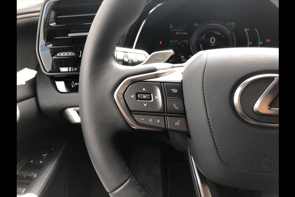 Lexus RX 450h+ Plug-in AWD Luxury Line Plus | Panoramadak, 360 Camera, Memory, Stoelventilatie, Stuurverwarming, Blind Spot Lexus RX 450h+ Plug-in AWD Luxury Line Plus | Panoramadak, 360 Camera, Memory, Stoelventilatie, Stuurverwarming, Blind Spot
