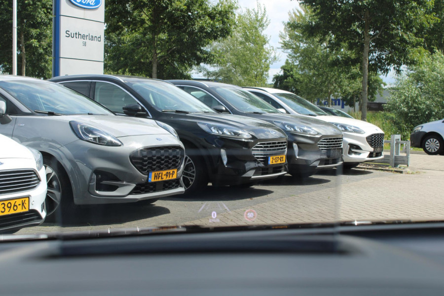 Ford FOCUS Wagon 1.0 EcoBoost 125 PK Titanium Business | Winterpack | 17 Inch Lichtmetalen Velgen | Privacy Glass | Electrische achterklep |Head Up | LED | Adaptieve Cruise Control | Camera | Navi | Climate Control
