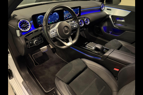 Mercedes-Benz A-Klasse 250 e AMG PREMIUM SFEERVERL/V-COCKPIT/NAVI/DAB/BURMESTER/CARPLAY/STOEL-M///