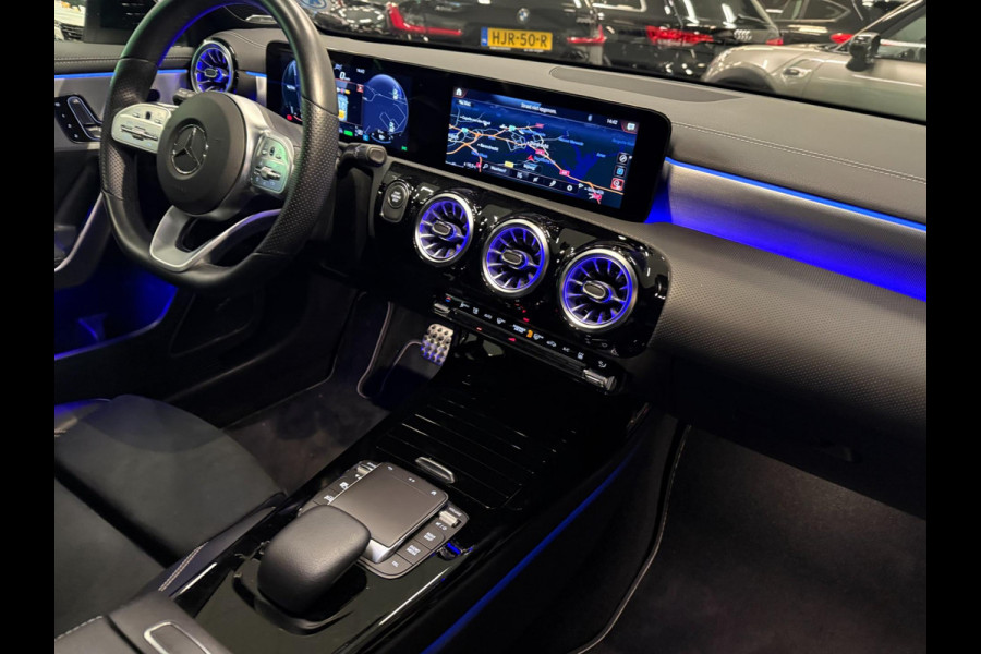Mercedes-Benz A-Klasse 250 e AMG PREMIUM SFEERVERL/V-COCKPIT/NAVI/DAB/BURMESTER/CARPLAY/STOEL-M///